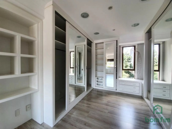 Imagem Apartamento com 3 Quartos à Venda, 230 m² em São João - Porto Alegre Imagem Apartamento com 3 Quartos à Venda, 230 m² em São João - Porto Alegre
