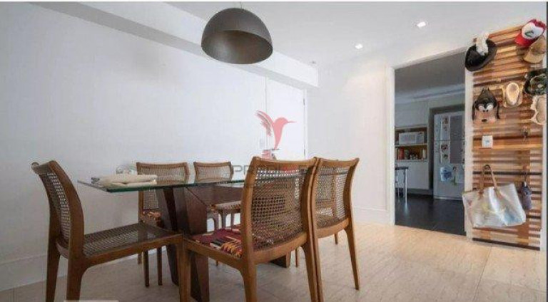 Imagem Apartamento com 3 Quartos à Venda, 117 m² em Botafogo - Rio De Janeiro Imagem Apartamento com 3 Quartos à Venda, 117 m² em Botafogo - Rio De Janeiro
