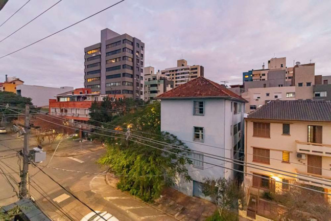 Imagem Imóvel com 2 Quartos à Venda, em Higienópolis - Porto Alegre Imagem Imóvel com 2 Quartos à Venda, em Higienópolis - Porto Alegre