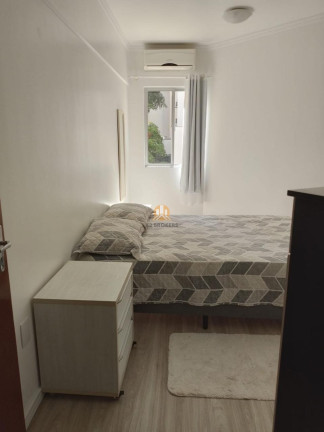 Imagem Imóvel com 3 Quartos à Venda, 132 m² em Centro - Balneário Camboriú Imagem Imóvel com 3 Quartos à Venda, 132 m² em Centro - Balneário Camboriú