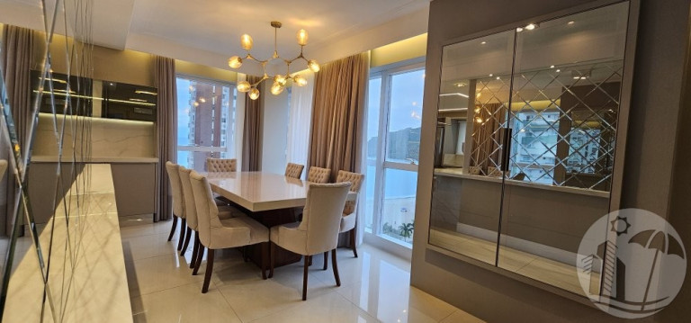 Imagem Apartamento com 5 Quartos à Venda, 261 m² em Centro - Balneário Camboriú Imagem Apartamento com 5 Quartos à Venda, 261 m² em Centro - Balneário Camboriú