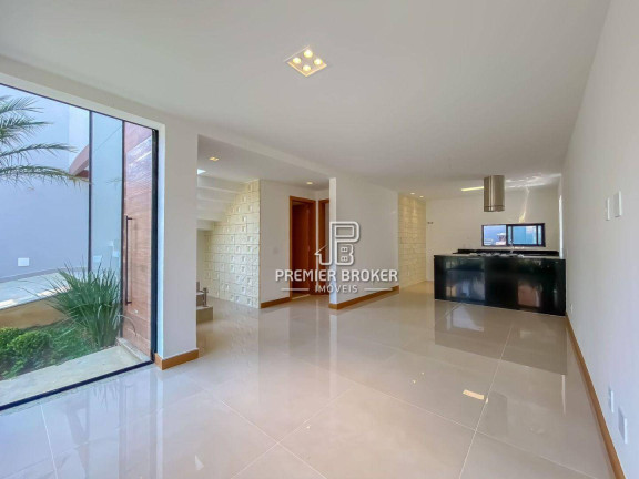 Imagem Casa com 4 Quartos à Venda, 160 m² em Tijuca - Teresópolis Imagem Casa com 4 Quartos à Venda, 160 m² em Tijuca - Teresópolis