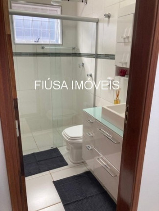 Imagem Casa com 3 Quartos à Venda, em Sumarezinho - Ribeirão Preto Imagem Casa com 3 Quartos à Venda, em Sumarezinho - Ribeirão Preto