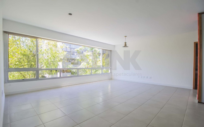 Imagem Apartamento com 3 Quartos à Venda, 133 m² em Moinhos De Vento - Porto Alegre Imagem Apartamento com 3 Quartos à Venda, 133 m² em Moinhos De Vento - Porto Alegre