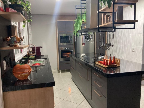 Imagem Sobrado com 3 Quartos à Venda, 271 m² em Vila áurea - Poá