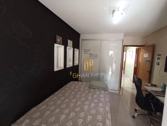 Imagem Sobrado com 3 Quartos à Venda, 180 m² em Parque Amazônia - Goiânia Imagem Sobrado com 3 Quartos à Venda, 180 m² em Parque Amazônia - Goiânia