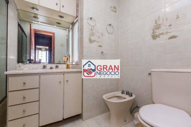Imagem Apartamento com 4 Quartos à Venda, 143 m² em Batel - Curitiba Imagem Apartamento com 4 Quartos à Venda, 143 m² em Batel - Curitiba
