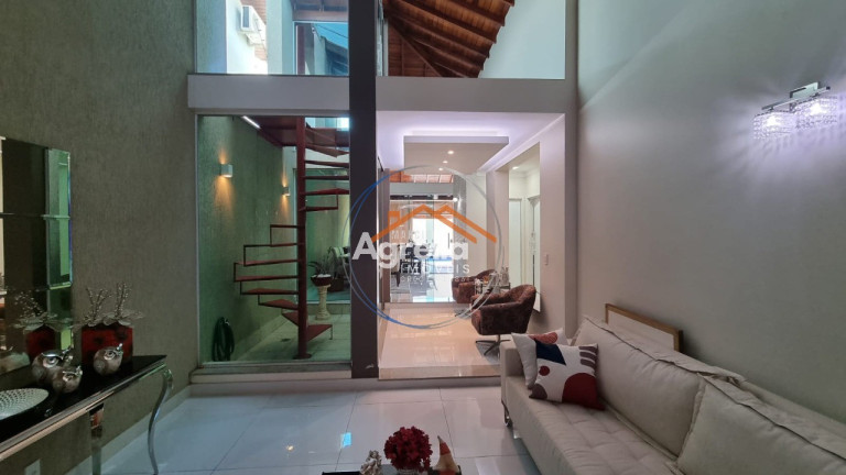 Imagem Imóvel com 3 Quartos à Venda, 143 m² em Portal Luiza - Mogi Mirim Imagem Imóvel com 3 Quartos à Venda, 143 m² em Portal Luiza - Mogi Mirim
