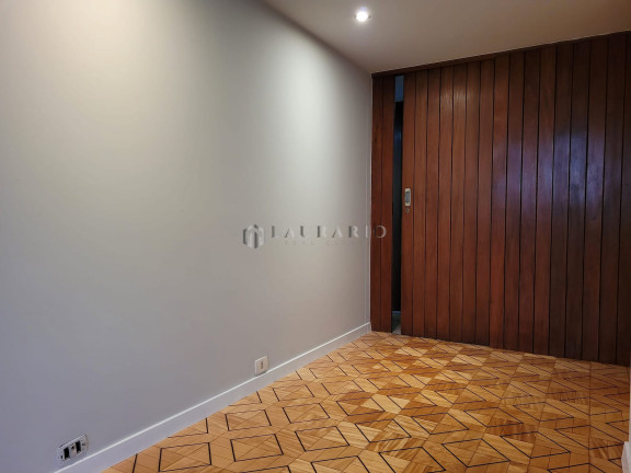 Imagem Apartamento com 3 Quartos à Venda, 201 m² em Copacabana - Rio De Janeiro Imagem Apartamento com 3 Quartos à Venda, 201 m² em Copacabana - Rio De Janeiro