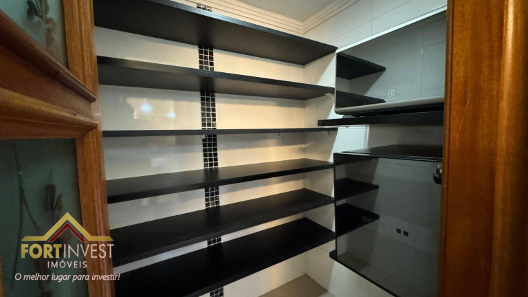 Imagem Imóvel com 3 Quartos à Venda, 157 m² em Caiçara - Praia Grande Imagem Imóvel com 3 Quartos à Venda, 157 m² em Caiçara - Praia Grande