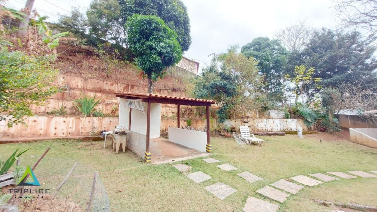 Imagem Casa com 4 Quartos à Venda, 250 m² em Bom Clima - Juiz De Fora Imagem Casa com 4 Quartos à Venda, 250 m² em Bom Clima - Juiz De Fora