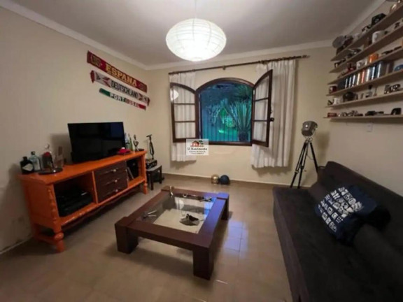 Imagem Chácara com 7 Quartos à Venda, 691 m² em Centro - Santa Isabel Imagem Chácara com 7 Quartos à Venda, 691 m² em Centro - Santa Isabel