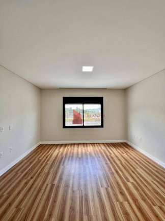 Imagem Sobrado com 4 Quartos à Venda, 265 m² em Santa Regina - Camboriú Imagem Sobrado com 4 Quartos à Venda, 265 m² em Santa Regina - Camboriú