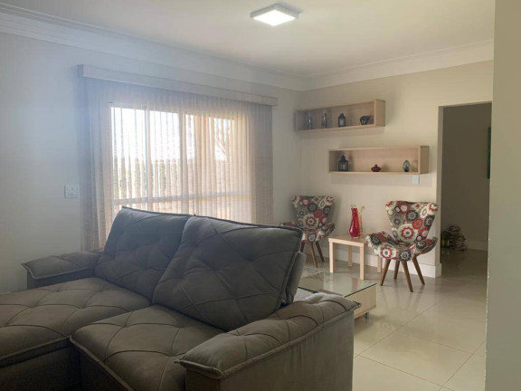 Imagem Casa com 4 Quartos à Venda, 1.032 m² em Jarinu