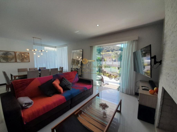 Imagem Casa com 4 Quartos à Venda, 350 m² em Vargem Grande - Teresópolis Imagem Casa com 4 Quartos à Venda, 350 m² em Vargem Grande - Teresópolis