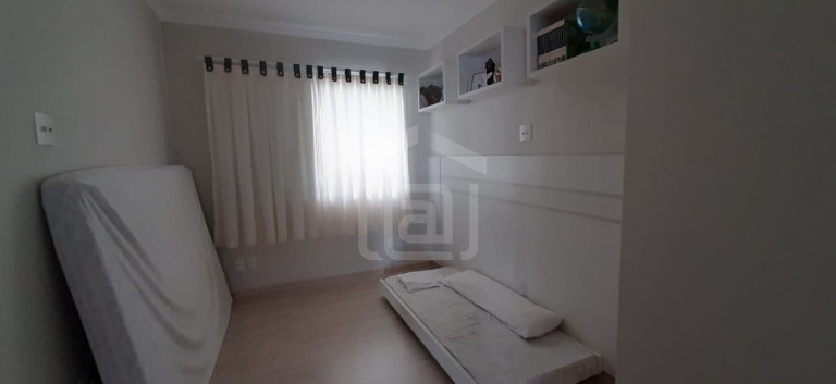 Imagem Casa com 3 Quartos à Venda, 300 m² em Loteamento Residencial Tiradentes - Poços De Caldas Imagem Casa com 3 Quartos à Venda, 300 m² em Loteamento Residencial Tiradentes - Poços De Caldas