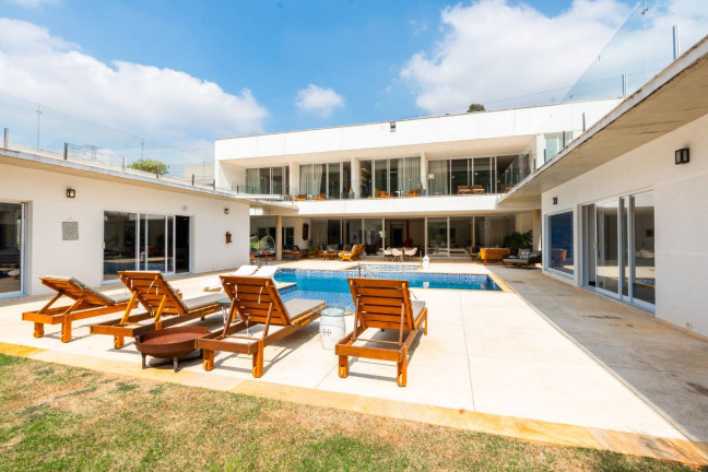Imagem Casa com 4 Quartos à Venda, 1 m² em Tamboré - Barueri