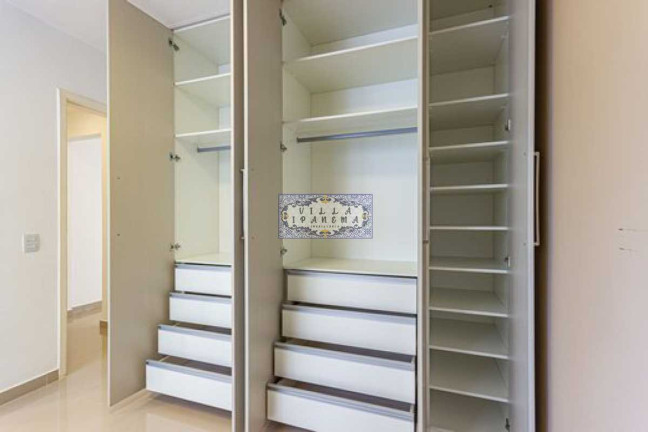 Imagem Apartamento com 2 Quartos à Venda, 68 m² em Lagoa - Rio De Janeiro Imagem Apartamento com 2 Quartos à Venda, 68 m² em Lagoa - Rio De Janeiro