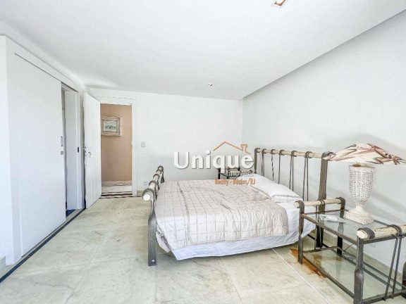 Imagem Casa com 6 Quartos à Venda, 600 m² em Ferradura - Armação Dos Búzios Imagem Casa com 6 Quartos à Venda, 600 m² em Ferradura - Armação Dos Búzios