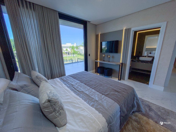 Imagem Casa de Condomínio com 5 Quartos à Venda, 406 m² em Parque Antártica - Capao Da Canoa Imagem Casa de Condomínio com 5 Quartos à Venda, 406 m² em Parque Antártica - Capao Da Canoa