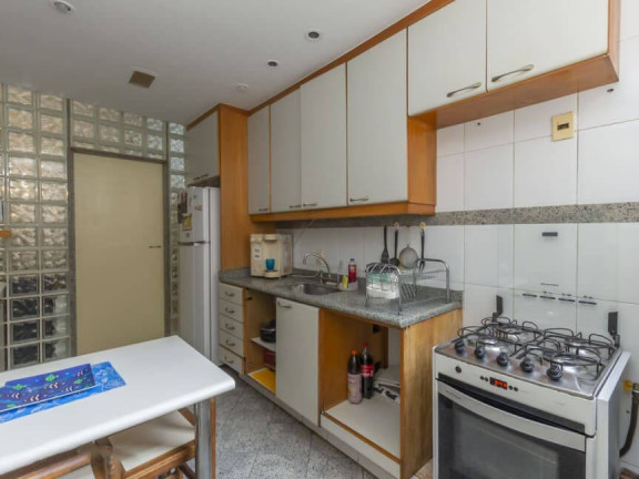 Imagem Apartamento com 3 Quartos à Venda,  em Copacabana - Rio De Janeiro