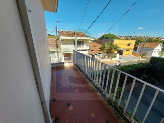 Imagem Casa com 4 Quartos à Venda, 163 m² em Centro - Botucatu Imagem Casa com 4 Quartos à Venda, 163 m² em Centro - Botucatu
