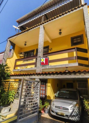 Imagem Casa com 4 Quartos à Venda, 200 m² em Pechincha - Rio De Janeiro Imagem Casa com 4 Quartos à Venda, 200 m² em Pechincha - Rio De Janeiro