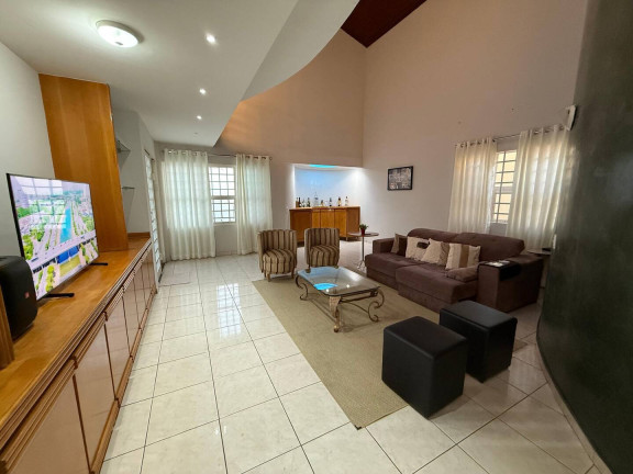Imagem Sobrado com 5 Quartos à Venda, 600 m² em Jardim Califórnia - Cuiabá Imagem Sobrado com 5 Quartos à Venda, 600 m² em Jardim Califórnia - Cuiabá