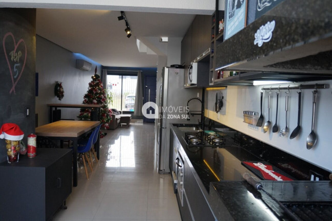 Imagem Casa com 2 Quartos à Venda, 90 m² Imagem Casa com 2 Quartos à Venda, 90 m²