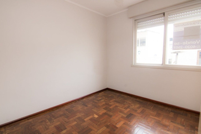 Imagem Imóvel com 2 Quartos à Venda, em Auxiliadora - Porto Alegre Imagem Imóvel com 2 Quartos à Venda, em Auxiliadora - Porto Alegre