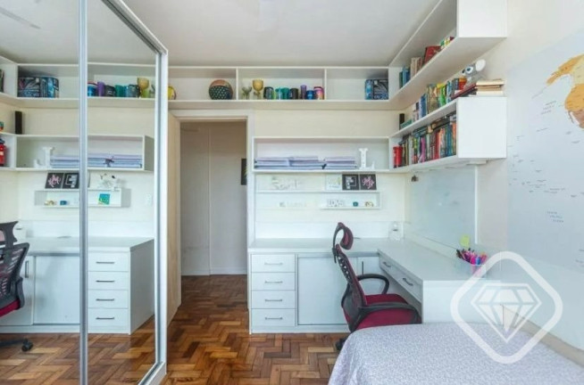 Imagem Apartamento com 3 Quartos à Venda, em Cristal - Porto Alegre Imagem Apartamento com 3 Quartos à Venda, em Cristal - Porto Alegre