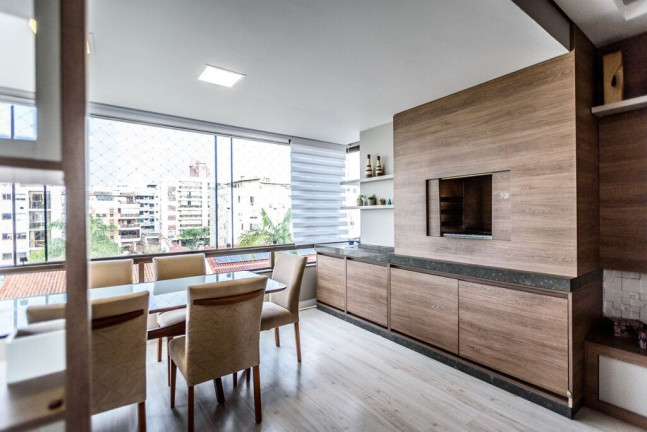 Imagem Cobertura com 3 Quartos à Venda, 241 m² em Jardim Lindóia - Porto Alegre Imagem Cobertura com 3 Quartos à Venda, 241 m² em Jardim Lindóia - Porto Alegre