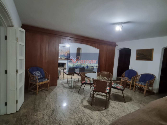 Imagem Casa com 4 Quartos para Temporada, 360 m² em Balneário Praia Do Pernambuco - Guarujá Imagem Casa com 4 Quartos para Temporada, 360 m² em Balneário Praia Do Pernambuco - Guarujá