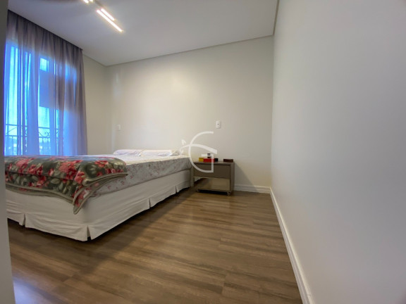 Imagem Apartamento com 2 Quartos à Venda, 70 m² em Santo Antônio - Joinville