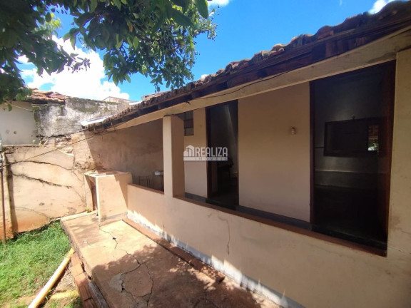 Imagem Casa com 4 Quartos à Venda, 350 m² em São Benedito - Uberaba Imagem Casa com 4 Quartos à Venda, 350 m² em São Benedito - Uberaba