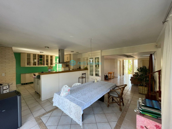 Imagem Sobrado com 3 Quartos à Venda, 225 m² em Niterói - Canoas Imagem Sobrado com 3 Quartos à Venda, 225 m² em Niterói - Canoas