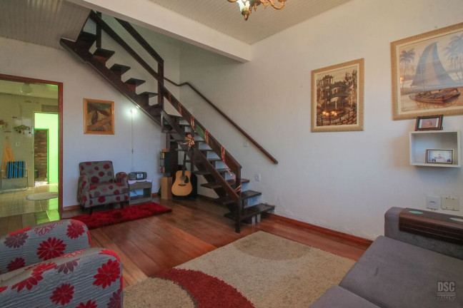 Imagem Casa com 3 Quartos à Venda, 216 m² em Vila Nova - Porto Alegre Imagem Casa com 3 Quartos à Venda, 216 m² em Vila Nova - Porto Alegre