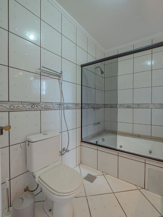 Imagem Casa com 3 Quartos à Venda, em Sarandi - Porto Alegre Imagem Casa com 3 Quartos à Venda, em Sarandi - Porto Alegre