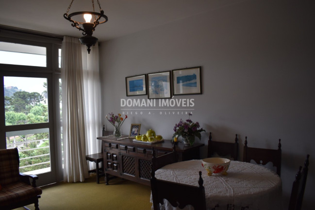 Imagem Imóvel com 2 Quartos à Venda, 94 m² em Região De Capivari - Campos Do Jordão Imagem Imóvel com 2 Quartos à Venda, 94 m² em Região De Capivari - Campos Do Jordão