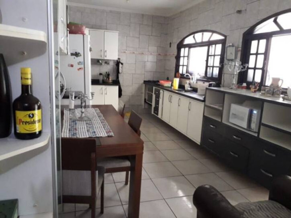 Imagem Sobrado com 3 Quartos à Venda, 80 m² em Esplanada Santa Terezinha - Taubaté