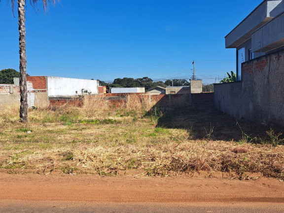 Imagem Terreno à Venda, 736 m² em Calixtolândia - Anápolis Imagem Terreno à Venda, 736 m² em Calixtolândia - Anápolis