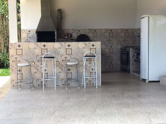 Chácara com 3 Quartos à Venda, 200 m² em Centro - Paraibuna