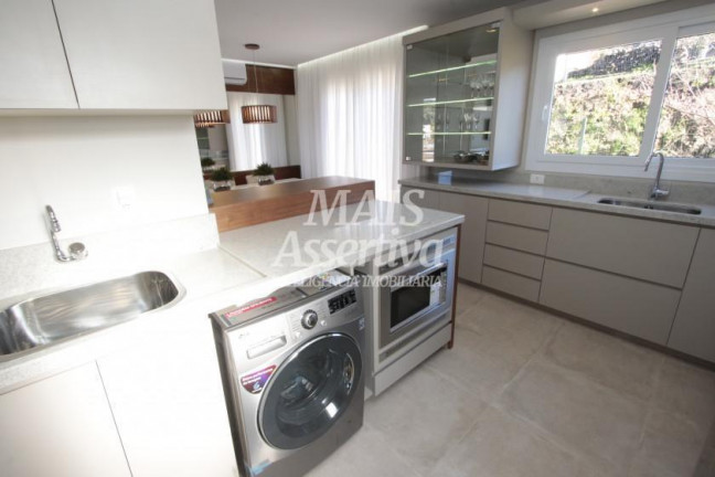Imagem Casa com 2 Quartos à Venda, 106 m² em Centro - Canela Imagem Casa com 2 Quartos à Venda, 106 m² em Centro - Canela