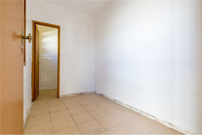 Imagem Casa com 6 Quartos à Venda, em Córrego Grande - Florianópolis Imagem Casa com 6 Quartos à Venda, em Córrego Grande - Florianópolis