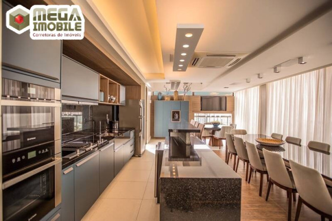Imagem Apartamento com 1 Quarto à Venda, 50 m² em Centro - Florianópolis Imagem Apartamento com 1 Quarto à Venda, 50 m² em Centro - Florianópolis