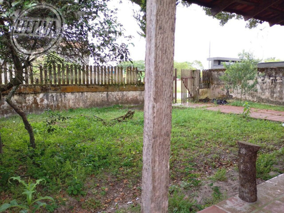 Imagem Casa com 3 Quartos à Venda, 140 m² em Cohapar - Guaratuba Imagem Casa com 3 Quartos à Venda, 140 m² em Cohapar - Guaratuba