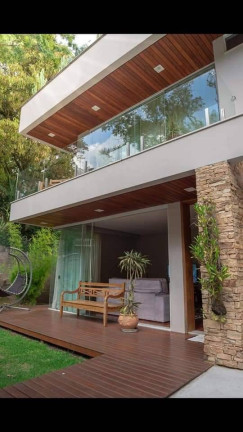Imagem Casa com 3 Quartos à Venda, em Parque São Clemente - Nova Friburgo Imagem Casa com 3 Quartos à Venda, em Parque São Clemente - Nova Friburgo