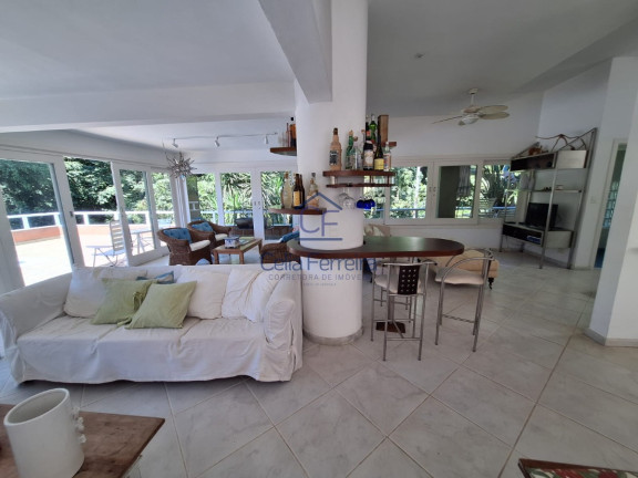 Imagem Casa com 4 Quartos à Venda, 410 m² em Guaecá - São Sebastião Imagem Casa com 4 Quartos à Venda, 410 m² em Guaecá - São Sebastião