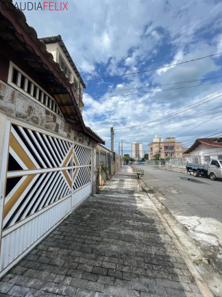 Imagem Casa com 3 Quartos à Venda, 123 m² em Maracanã - Praia Grande Imagem Casa com 3 Quartos à Venda, 123 m² em Maracanã - Praia Grande