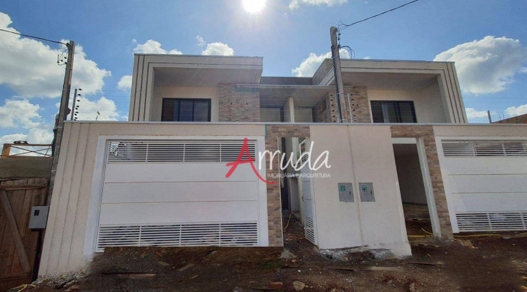 Sobrado com 3 Quartos à Venda, 157 m² em Tropical Iii - Cascavel